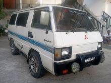 Mitsubishi L300 1983 Van