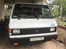 Mitsubishi L300 1981 Van