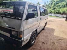 Mitsubishi L300 1980 Van