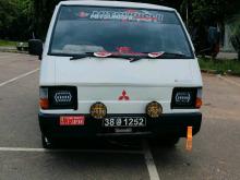 Mitsubishi L300 1983 Van