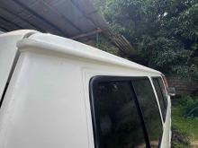 https://riyasewana.com/uploads/mitsubishi-l300-2715270924212.jpg