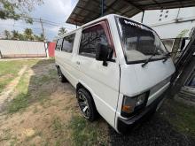 https://riyasewana.com/uploads/mitsubishi-l300-2715270924391.jpg