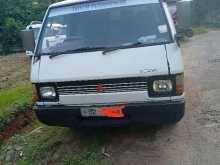 Mitsubishi L300 1980 Van