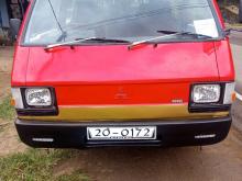 Mitsubishi L300 1989 Van