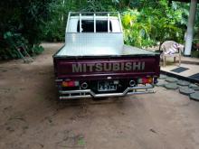 https://riyasewana.com/uploads/mitsubishi-l300-292318486425.jpg