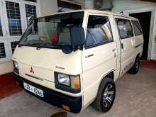 Mitsubishi L300 1983 Van