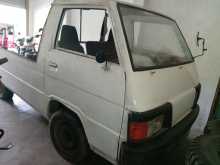 Mitsubishi L300 1985 Van