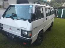 Mitsubishi L300 1987 Van