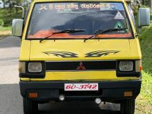Mitsubishi L300 1986 Van