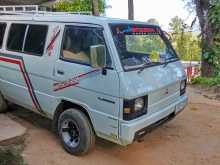 Mitsubishi L300 1980 Van