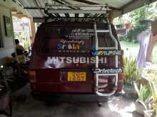 https://riyasewana.com/uploads/mitsubishi-l300-52139584072.jpg