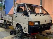 https://riyasewana.com/uploads/mitsubishi-l300-612232917715.jpg