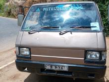 Mitsubishi L300 1986 Van