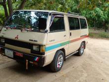 Mitsubishi L300 1986 Van