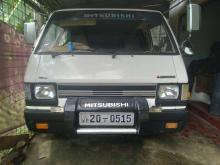 Mitsubishi L300 1985 Van