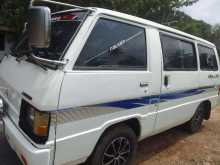 Mitsubishi L300 1980 Van