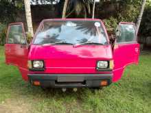 Mitsubishi L300 1984 Van