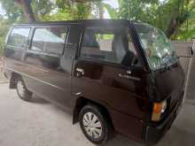 Mitsubishi L300 Delica 1983 Van
