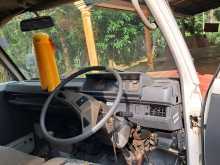https://riyasewana.com/uploads/mitsubishi-l300-delica-1984-3010195112423.jpg