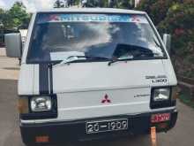 Mitsubishi L300 Delica 1985 Van