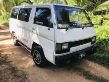 Mitsubishi L300 DELICA 1986 Van