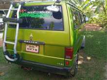 Mitsubishi L300 Delica 1989 Van