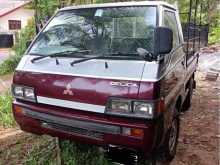 Mitsubishi L300 Delica 1986 Crew Cab