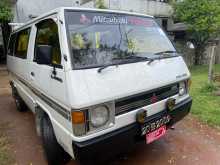 Mitsubishi L300 Delica 1983 Van