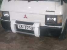 Mitsubishi L300 DISEL 1984 Van