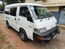 Mitsubishi L300 P15 2011 Van