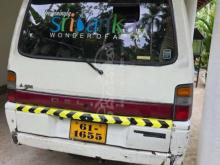 https://riyasewana.com/uploads/mitsubishi-l300-po5-1991-171005141255391.jpg