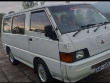 Mitsubishi L300 Po5 1992 Van