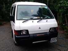 Mitsubishi L300 PO50 1998 Van