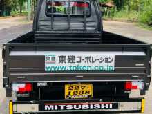 https://riyasewana.com/uploads/mitsubishi-l300-truck-17822144852.jpg