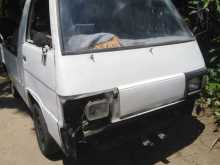 Mitsubishi L300 1983 Van