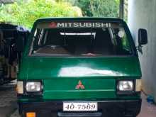 Mitsubishi L3000 1985 Van