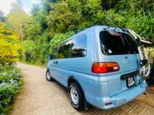 Mitsubishi L400 1995 Van
