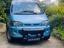 Mitsubishi L400 1995 Van