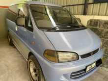 Mitsubishi L400 1996 Van