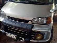Mitsubishi L400 1998 Van