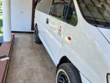 Mitsubishi L400 2003 Van