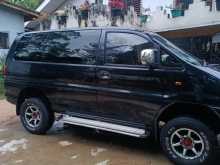 Mitsubishi L400 1998 Van