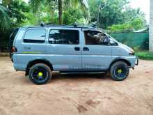 Mitsubishi L400 Spacegear 4wd 1995 Van