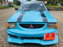 Mitsubishi LANCER BOX 1981 Car