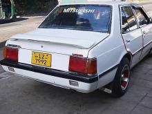 Mitsubishi Lancer Box 5 FWD 1984 Car