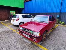 Mitsubishi Lancer Box 1981 Car