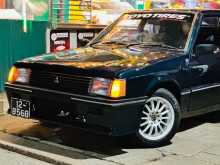 Mitsubishi Lancer Box 1983 Car