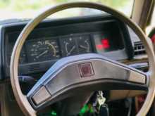https://riyasewana.com/uploads/mitsubishi-lancer-box-1984-28240812673.jpg
