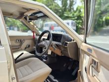 https://riyasewana.com/uploads/mitsubishi-lancer-box-218073617943.jpg