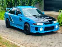 Mitsubishi Lancer CK2 EFI 2001 Car
